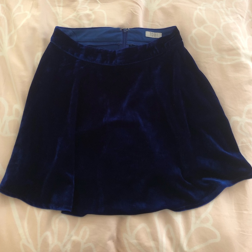 Blue velvet skirt from Tobi!